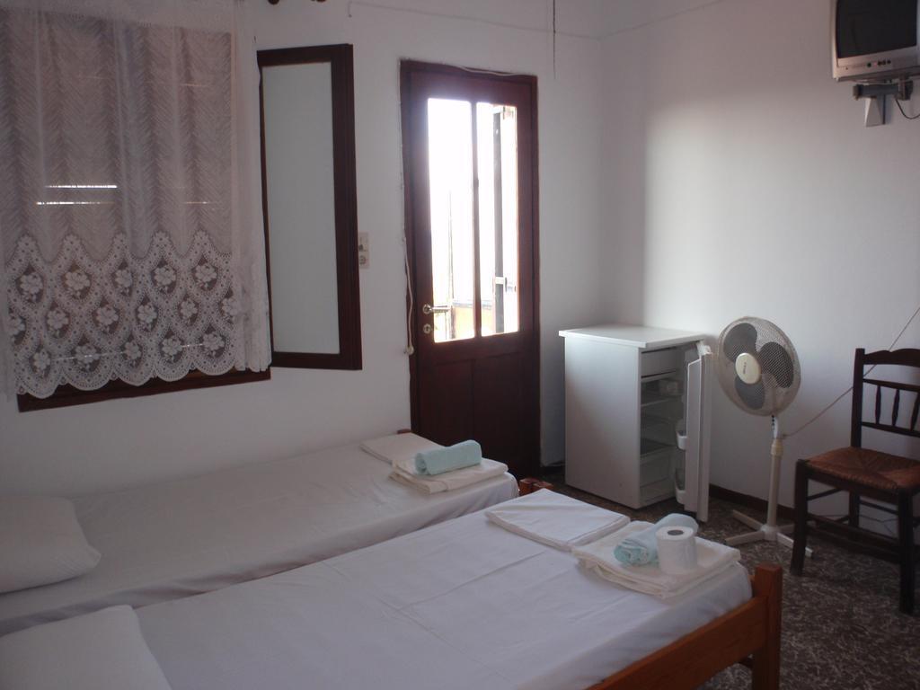 Meraklis Rooms Kariotes 외부 사진